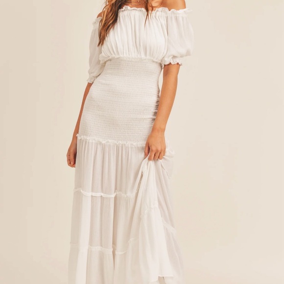 mable Dresses & Skirts - White Off-Shoulder Maxi Dress